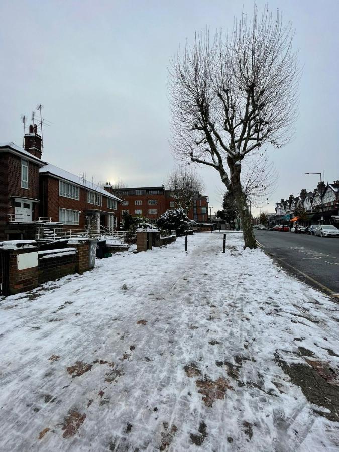 Willesden Green Rooms London Exterior foto
