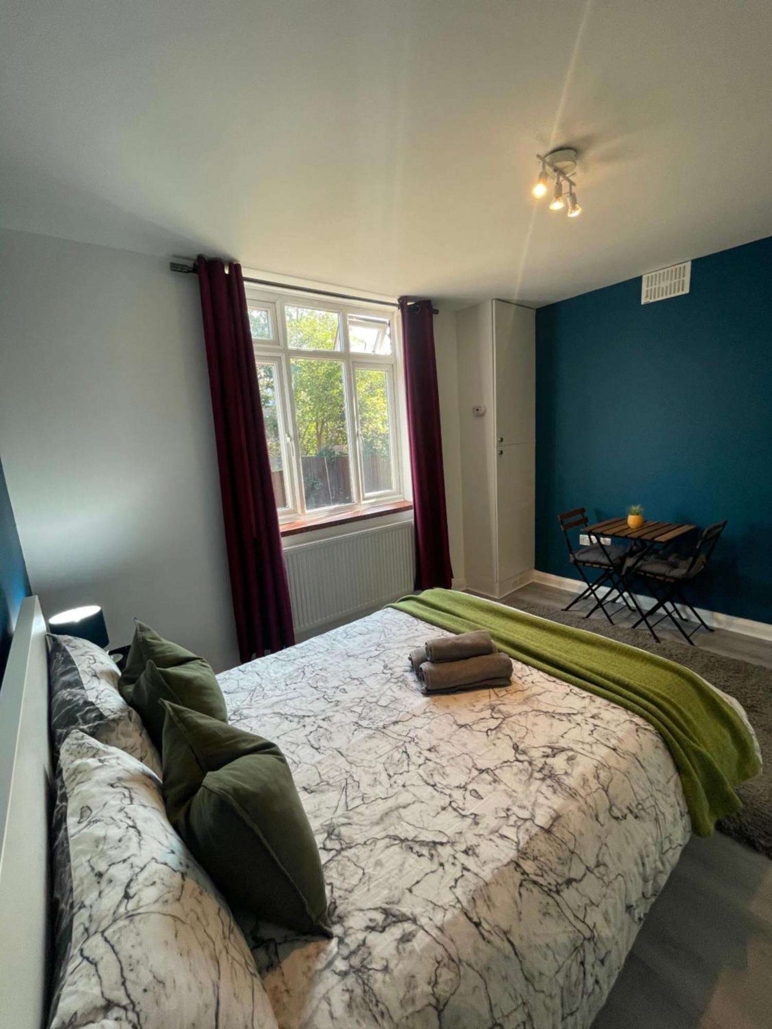 Willesden Green Rooms London Exterior foto